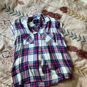 NWT Rails sleeveless plaid top. Size medium.